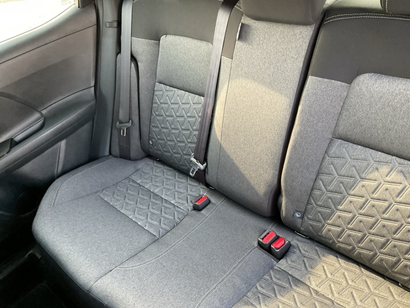 2025 Nissan Kicks