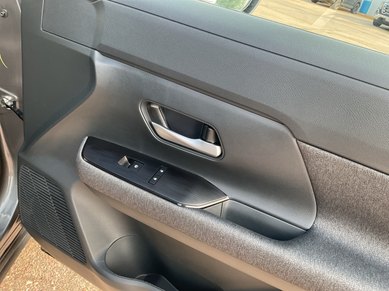 2025 Nissan Kicks