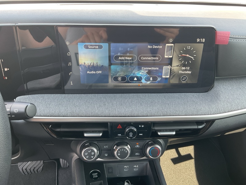 2025 Nissan Kicks