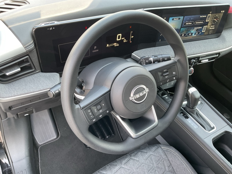 2025 Nissan Kicks