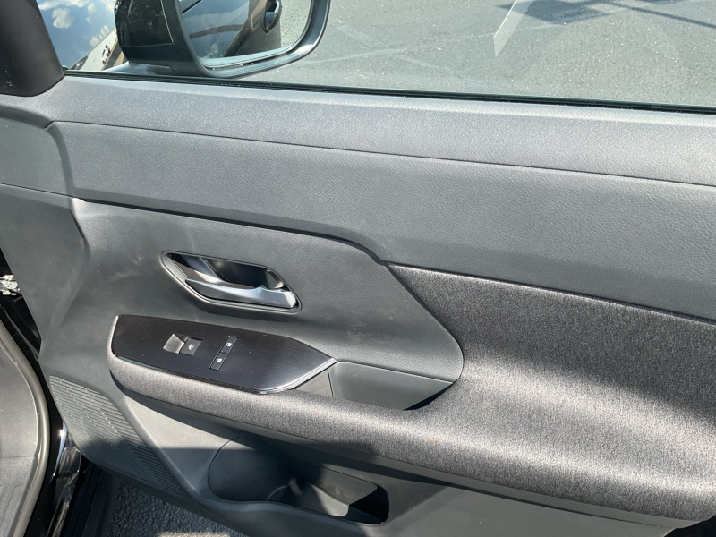 2025 Nissan Kicks