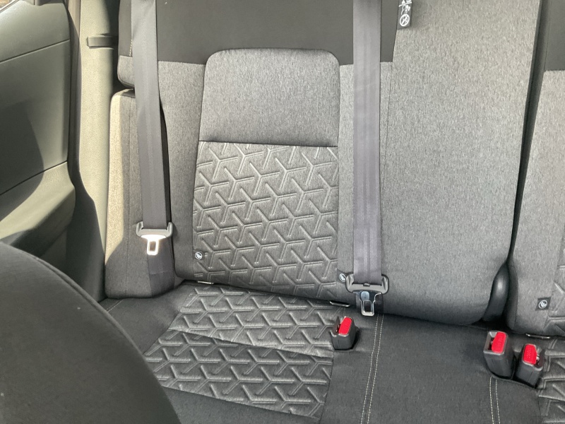 2025 Nissan Kicks