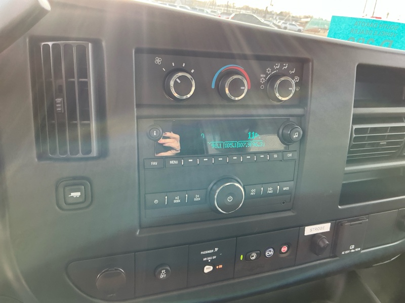 2025 Chevrolet Express Commercial Cutaway