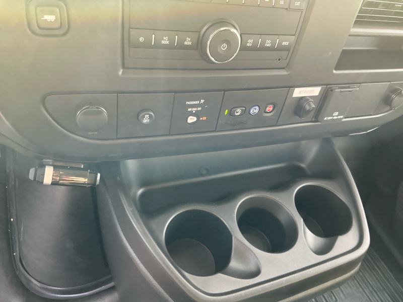 2025 Chevrolet Express Commercial Cutaway