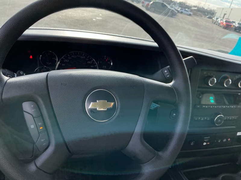 2025 Chevrolet Express Commercial Cutaway