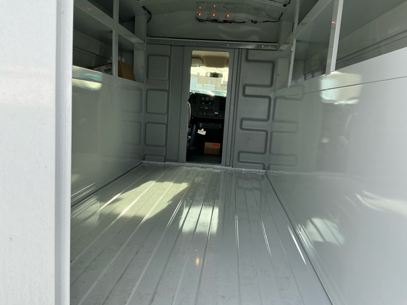 2025 Chevrolet Express Commercial Cutaway