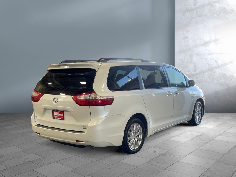 2016 Toyota Sienna