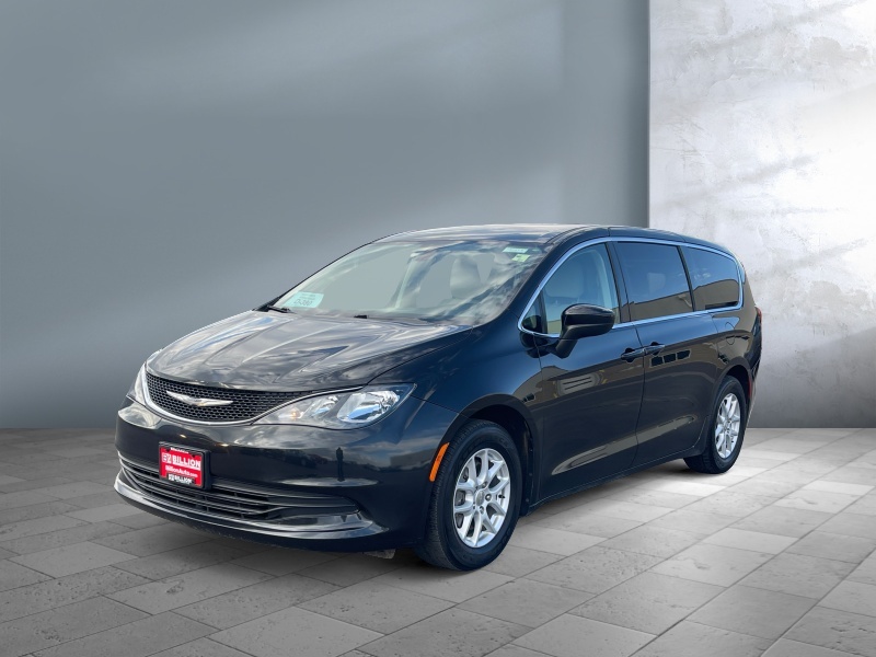 Used 2017 Chrysler Pacifica Touring Van
