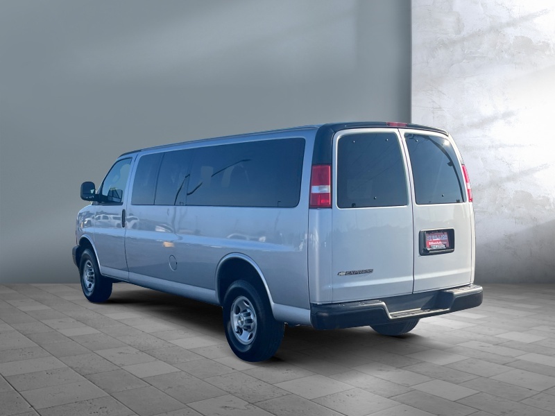 2023 Chevrolet Express Passenger