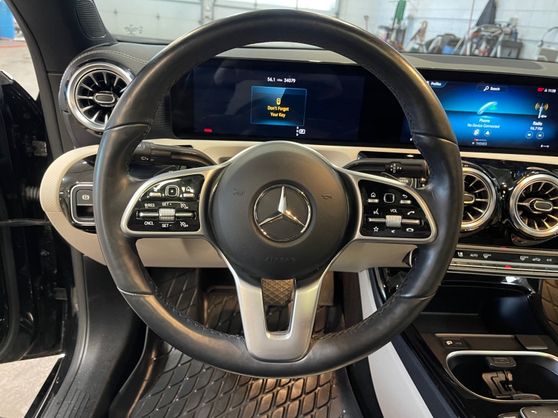 2022 Mercedes-Benz CLA