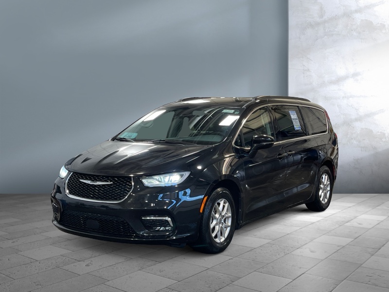 Used 2022 Chrysler Pacifica Touring L Van