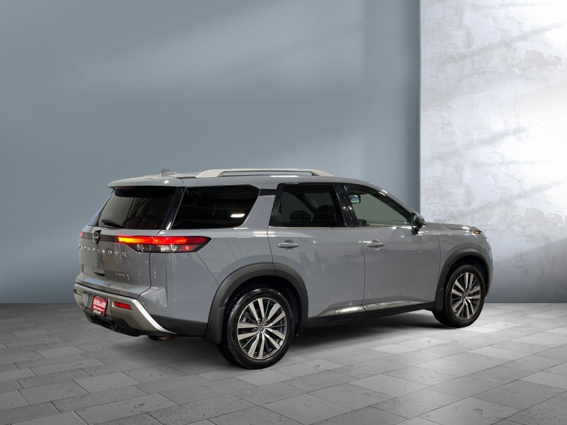 2022 Nissan Pathfinder