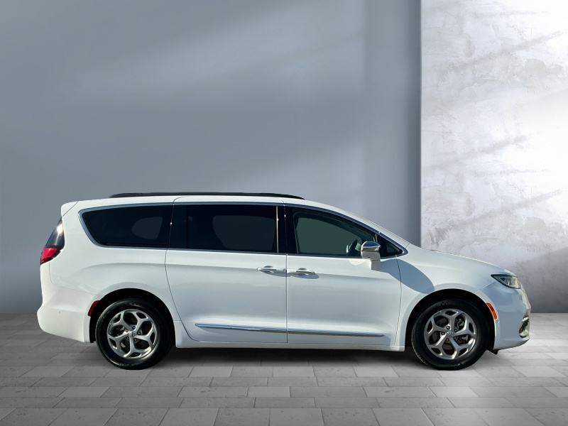 2022 Chrysler Pacifica