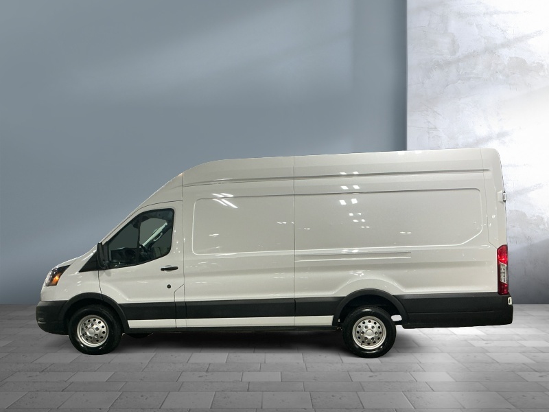 2023 Ford Transit Cargo Van