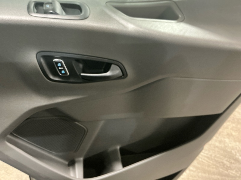 2023 Ford Transit Cargo Van