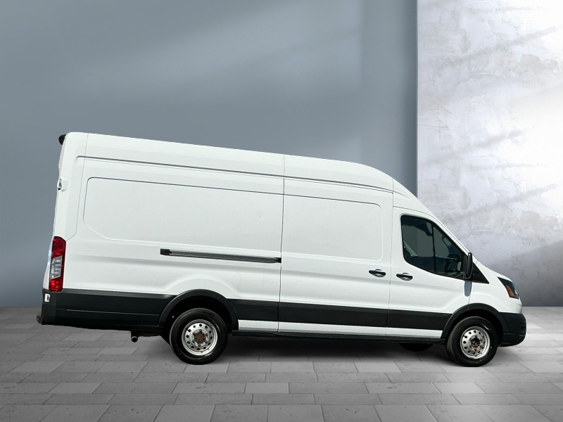 2023 Ford Transit Cargo Van
