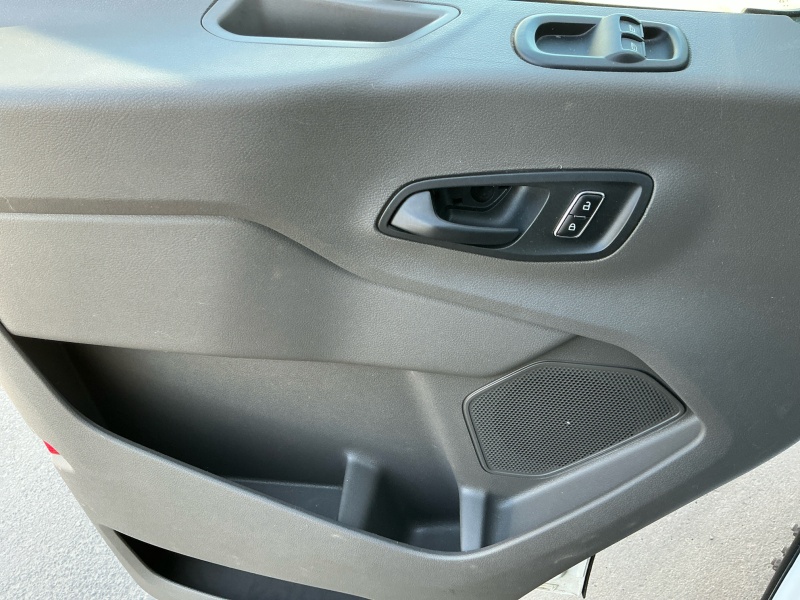 2023 Ford Transit Cargo Van