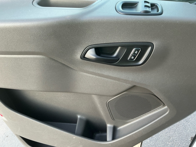 2022 Ford Transit Cargo Van