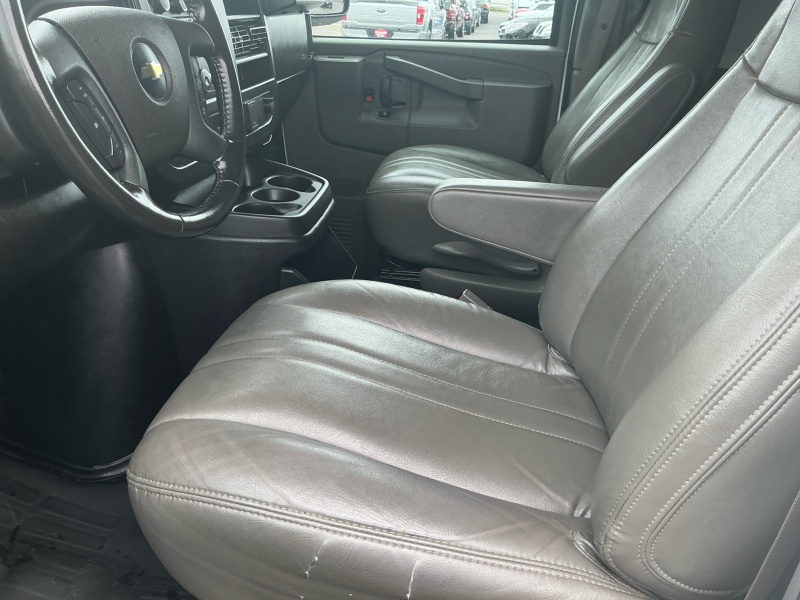 2023 Chevrolet Express Cargo Van