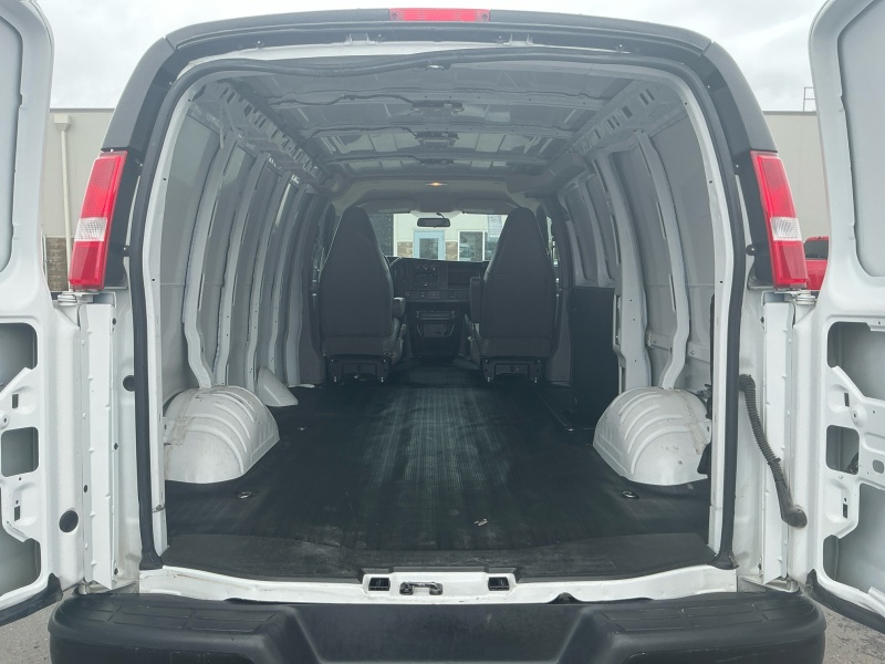 2023 Chevrolet Express Cargo Van