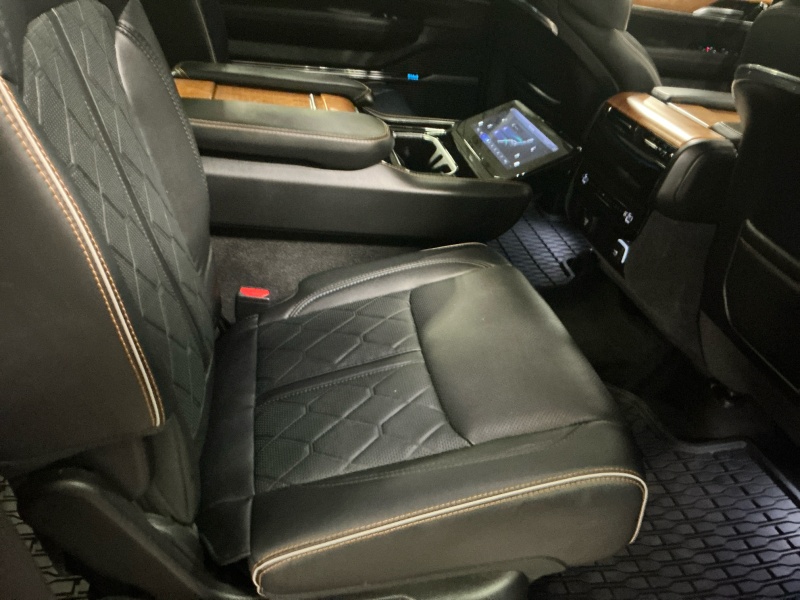 2024 Jeep Grand Wagoneer L