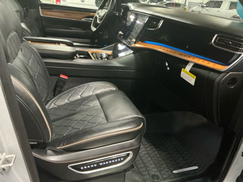 2024 Jeep Grand Wagoneer L
