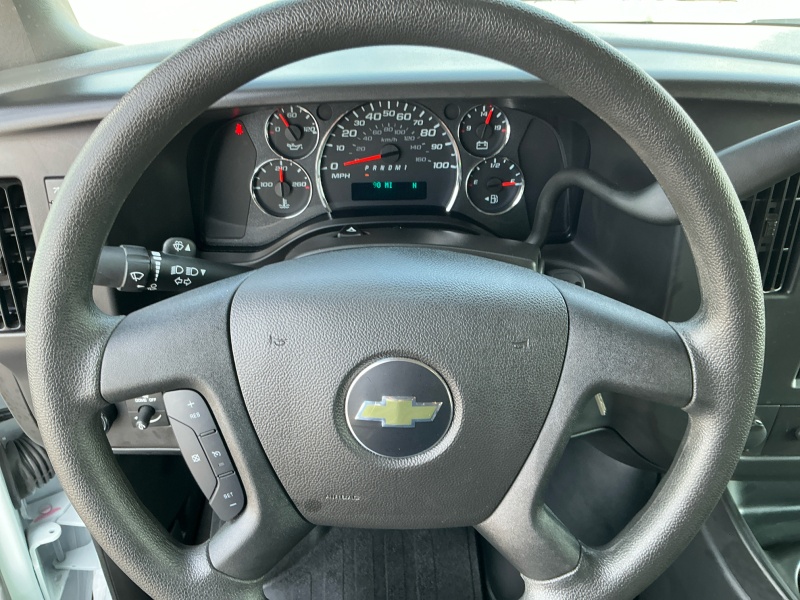 2025 Chevrolet Express Passenger