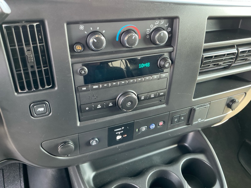 2025 Chevrolet Express Passenger