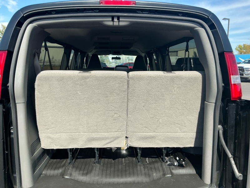 2025 Chevrolet Express Passenger