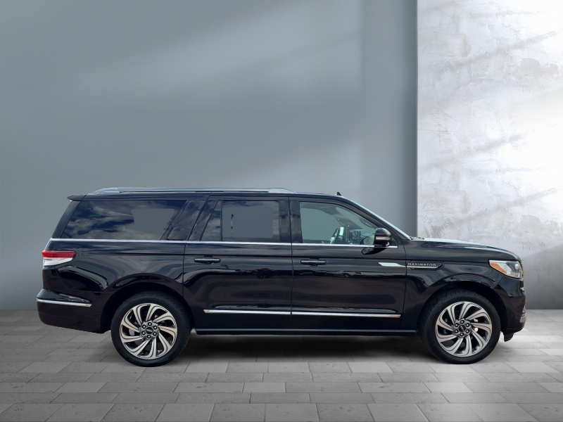 2024 Lincoln Navigator L