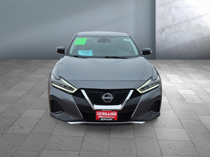 2023 Nissan Maxima