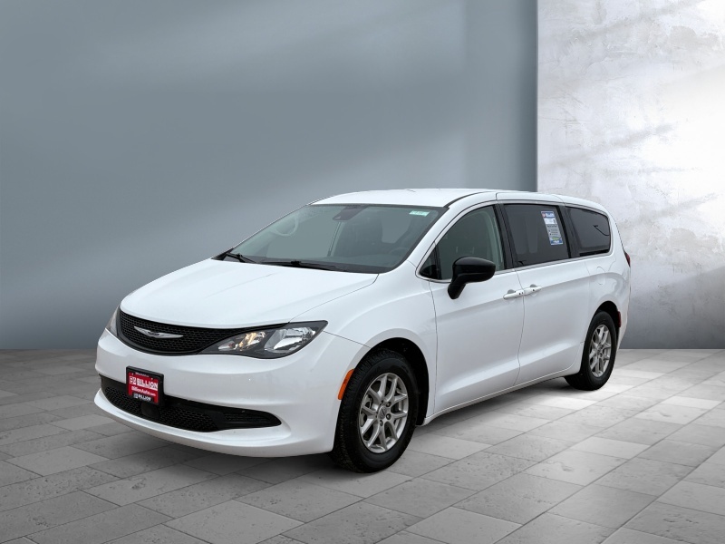 2024 Chrysler Voyager