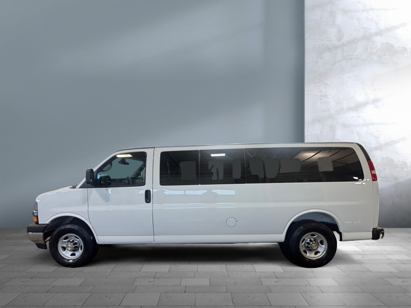 2025 Chevrolet Express Passenger