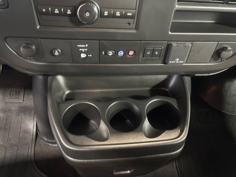 2025 Chevrolet Express Passenger