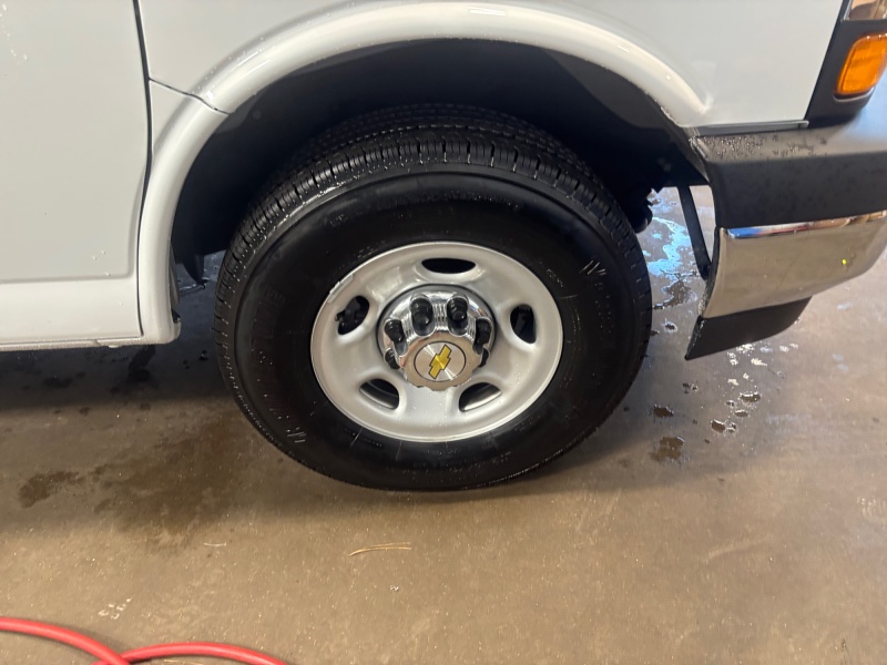 2025 Chevrolet Express Passenger