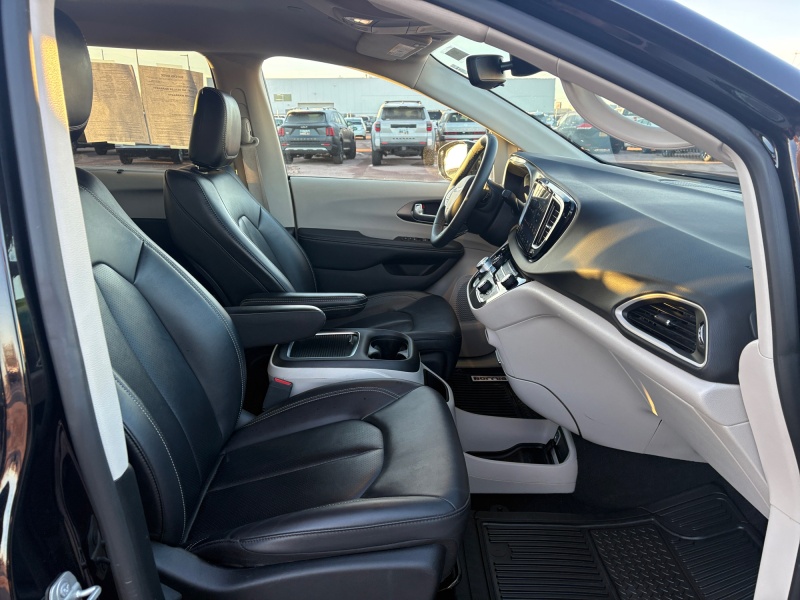 2024 Chrysler Pacifica