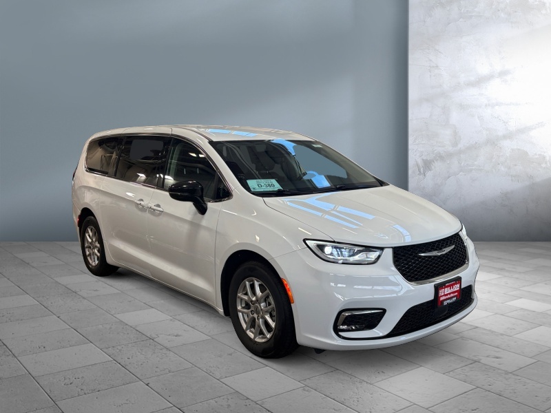 2024 Chrysler Pacifica