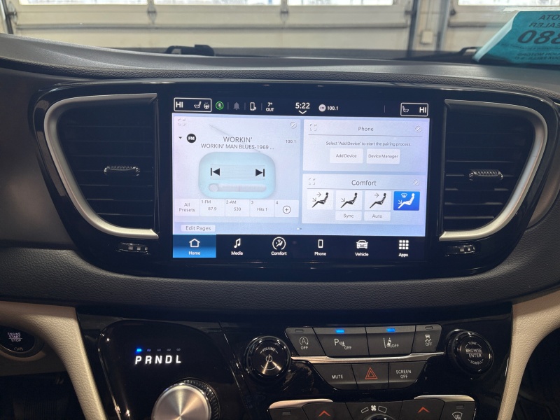 2024 Chrysler Pacifica