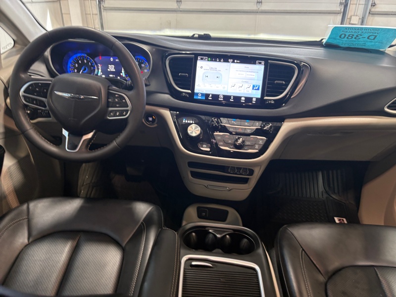 2024 Chrysler Pacifica