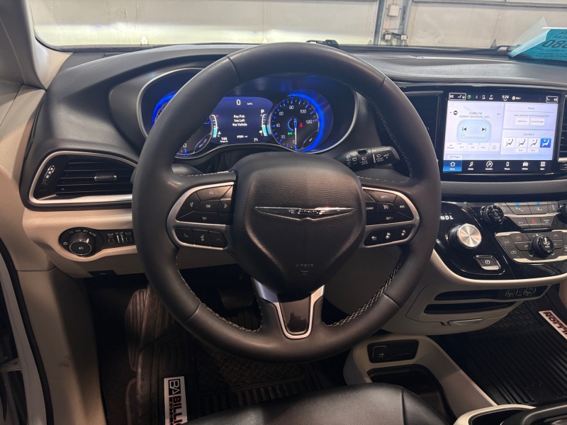 2024 Chrysler Pacifica