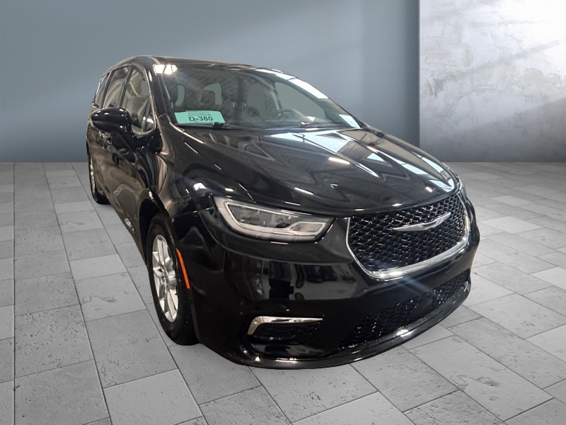 2024 Chrysler Pacifica