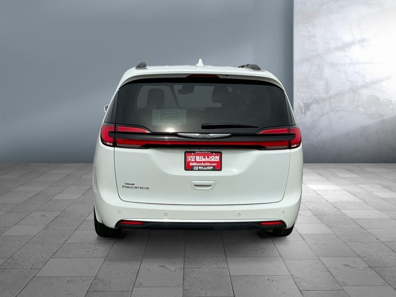 2022 Chrysler Pacifica