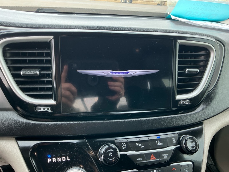 2022 Chrysler Pacifica