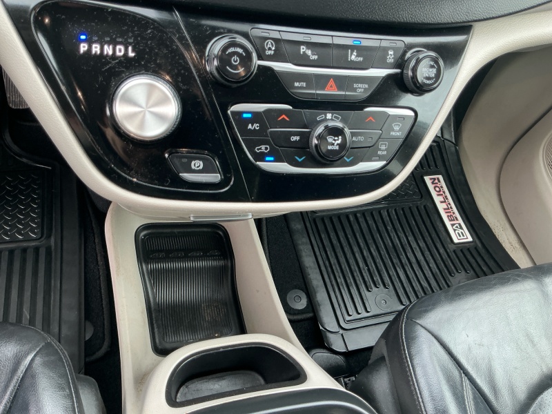 2022 Chrysler Pacifica