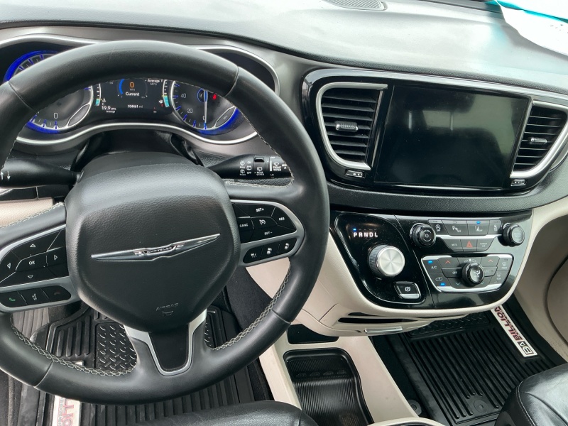 2022 Chrysler Pacifica