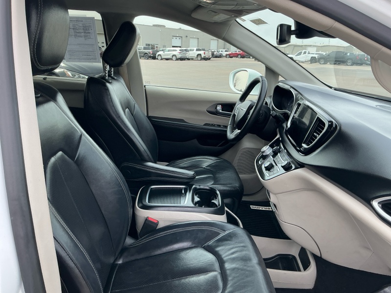 2022 Chrysler Pacifica