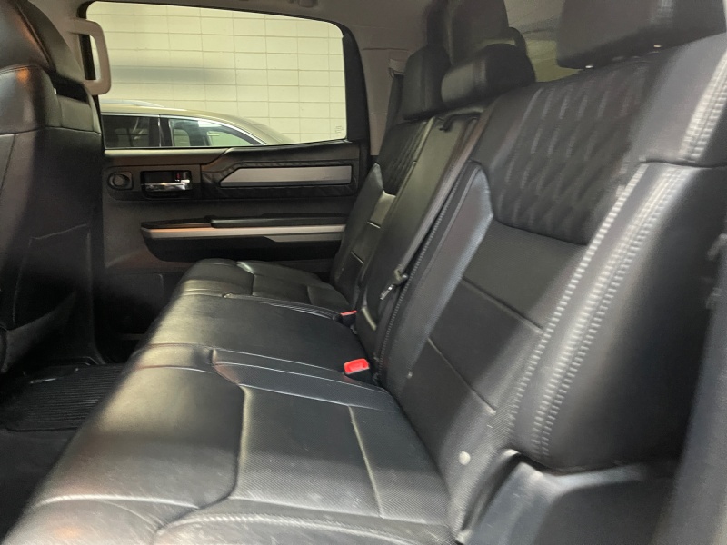 2015 Toyota Tundra 4WD Truck