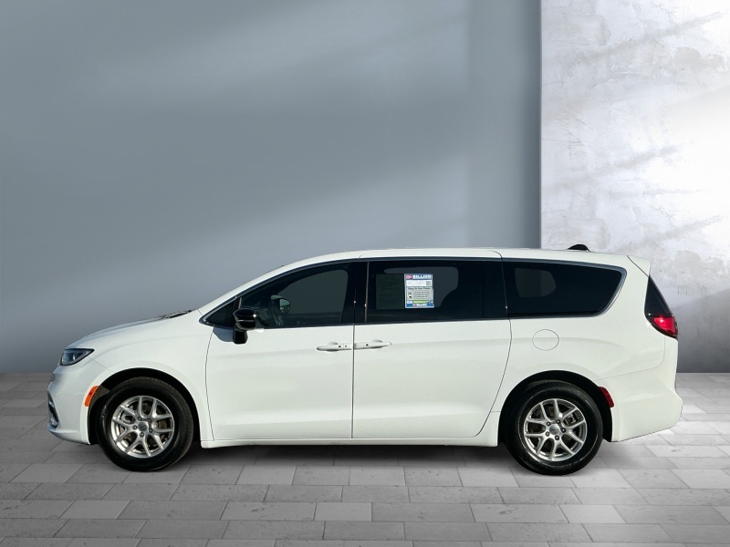 2025 Chrysler Pacifica