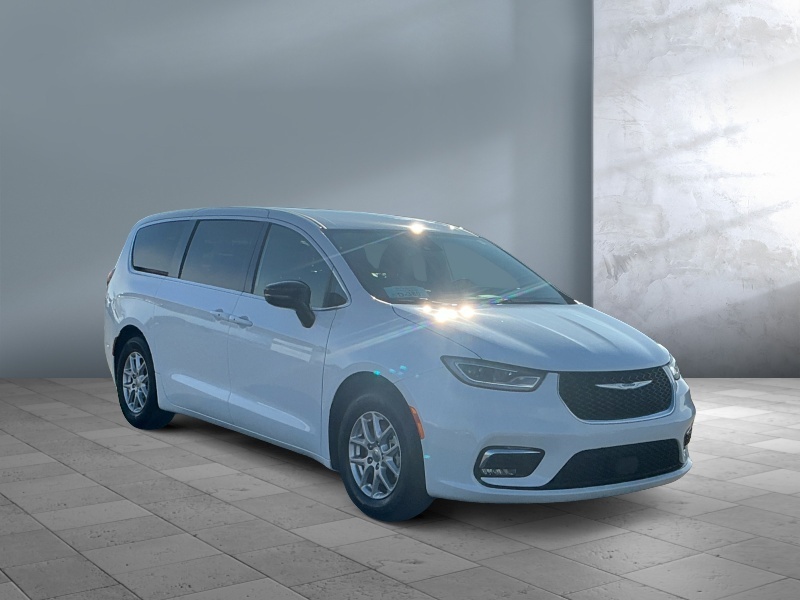 2025 Chrysler Pacifica