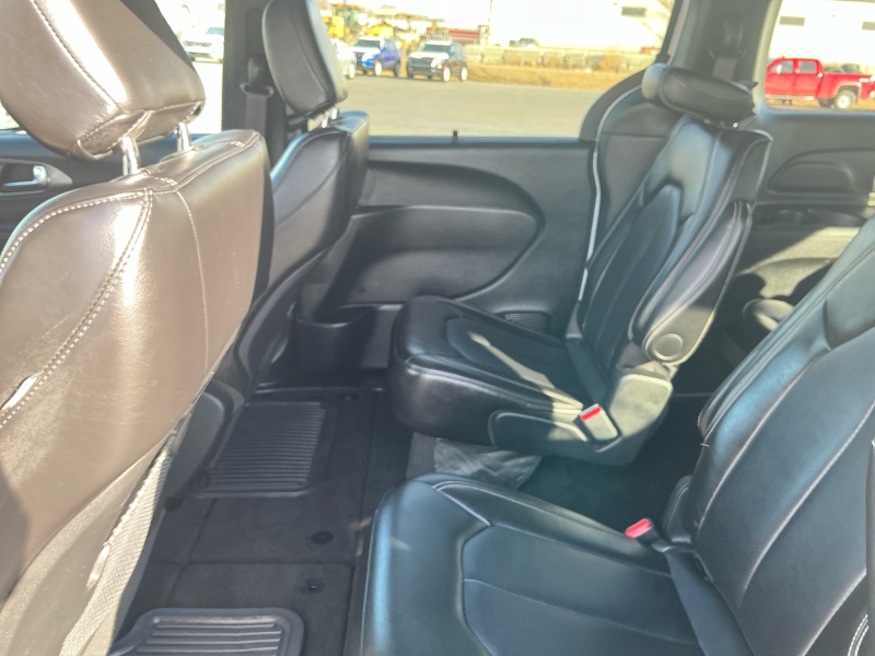 2025 Chrysler Pacifica